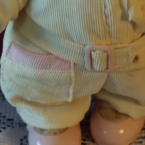 Muffy Vanderbear "Sweet Ruffled Truffle Candy Company" - Picture 6 of 13